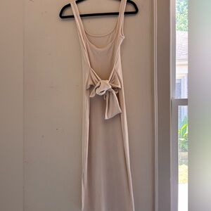 Buckle: Cream Bodycon Dress with tie in the back